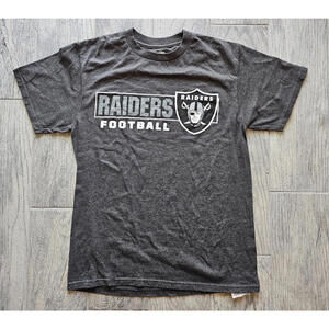 NFL Apparel Las Vegas Raiders Graphic Logo Short Sleeve Gray Shirt Sz Medium